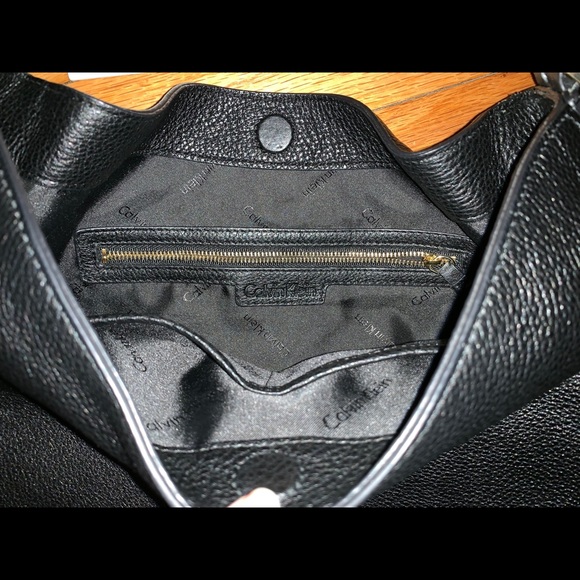 Calvin Klein Purse - Picture 5 of 5